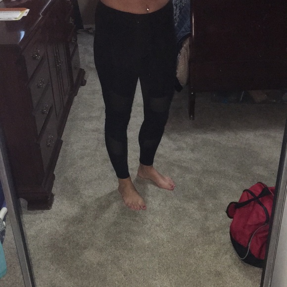Forever 21 black leggings - Picture 2 of 4